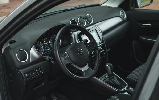Suzuki Vitara cena 76000 przebieg: 41347, rok produkcji 2018 z Rejowiec Fabryczny małe 466